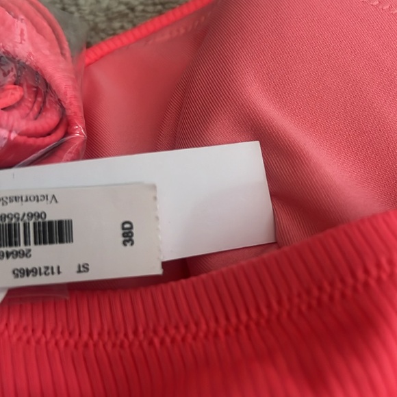 NWT Mix-and-Match Twist Bandeau Top & High-Waist Full-Coverage Bikini - Picture 4 of 6